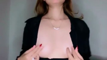 Ngangkang Spill Lubang Meki Nana Host Cantik Barbar Abis